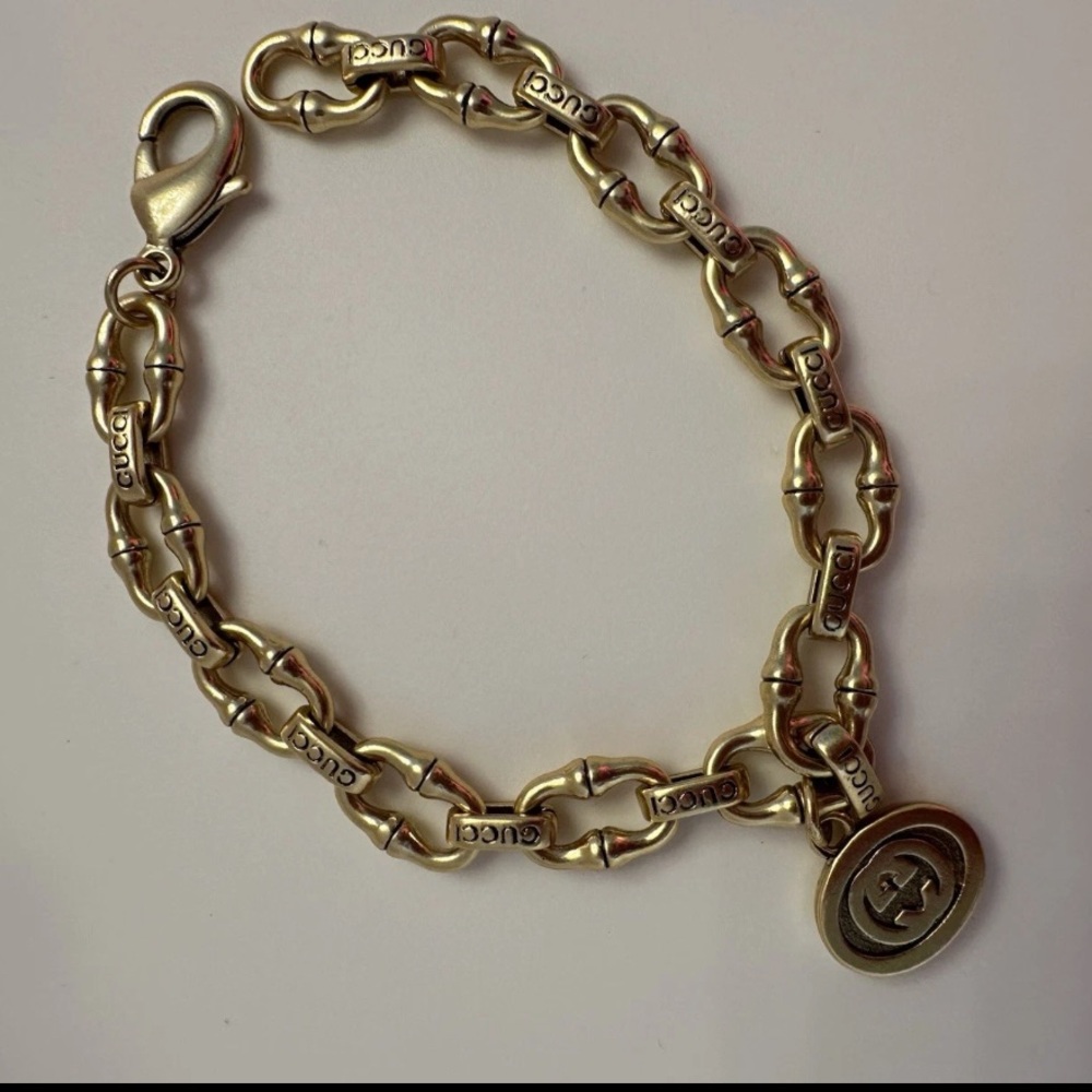 Gucci Gold Chain Interlock Bracelet - Picture 2 of 6